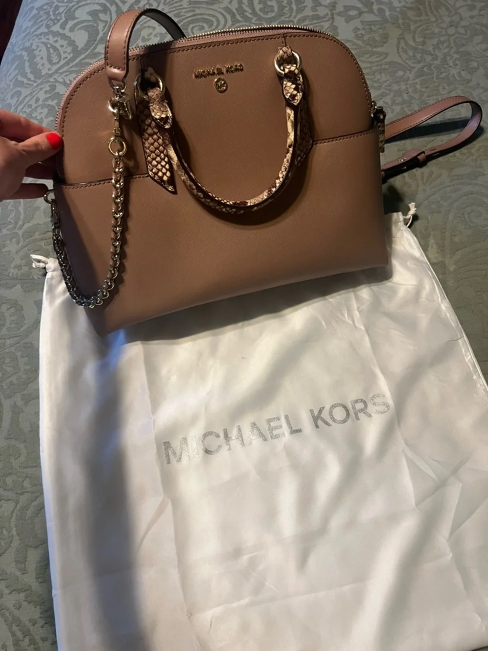 Michael Kors Saffiano Dome Satchel in Taupe with Snake-Trim - Picture 3 of 5